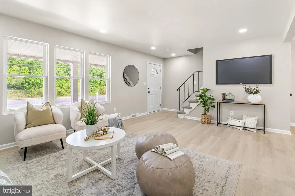 Photo of 603 CHAPELGATE DRIVE