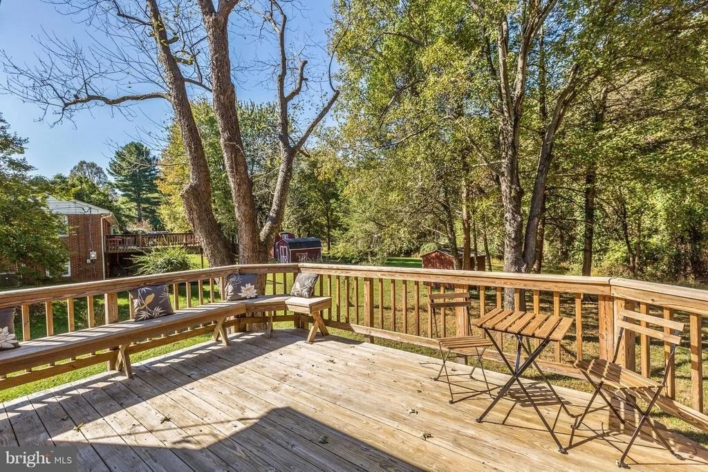 Photo of 18112 MUNCASTER ROAD