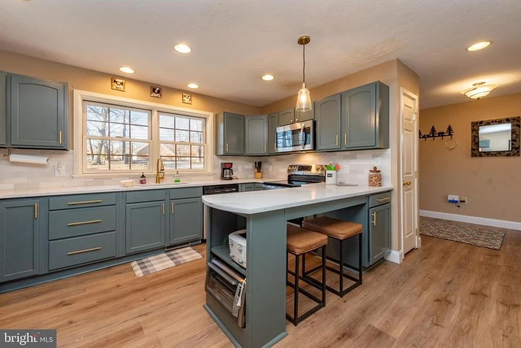 Photo of 2828 GLENDALE ROAD