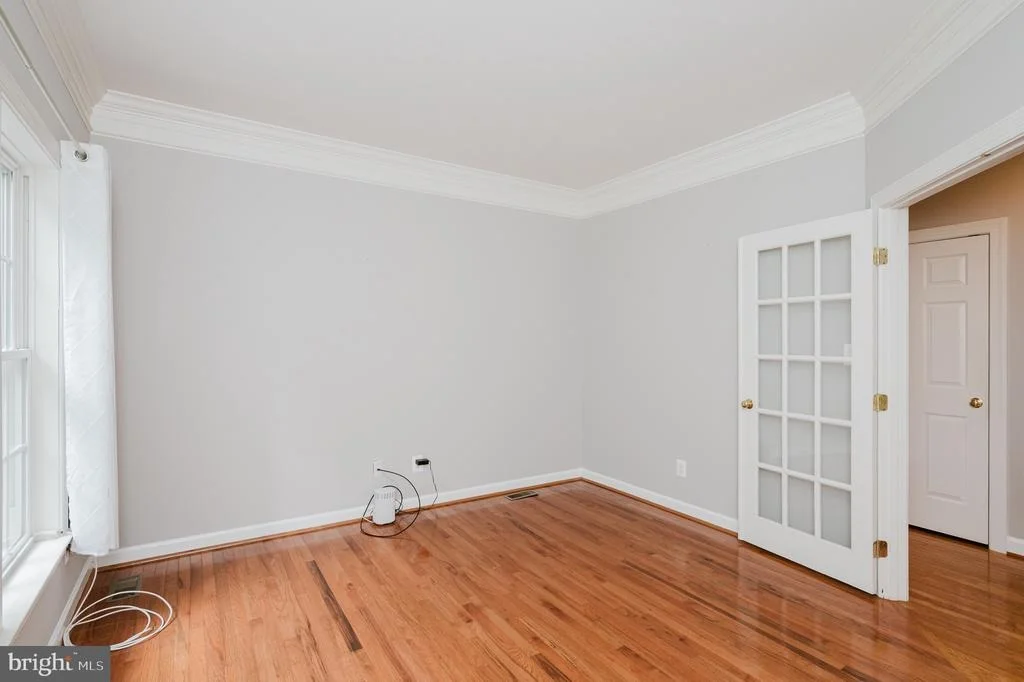 Photo of 105 BOWER LANE
