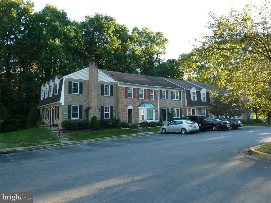 Photo of Unit 25 at 1016 WINDRUSH LANE