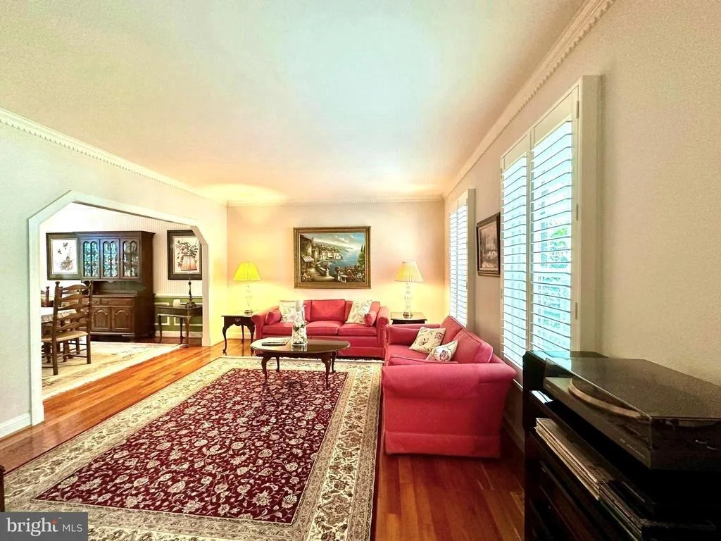 Photo of 616 SILVERSTONE COURT