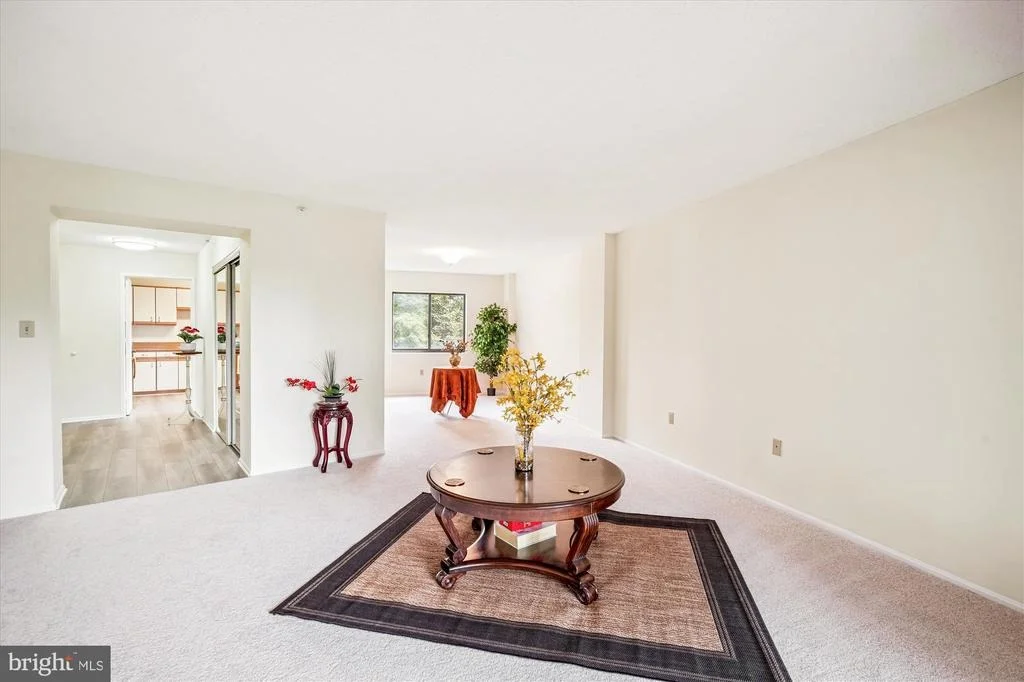 Photo of Unit 3412 at 15115 INTERLACHEN DRIVE