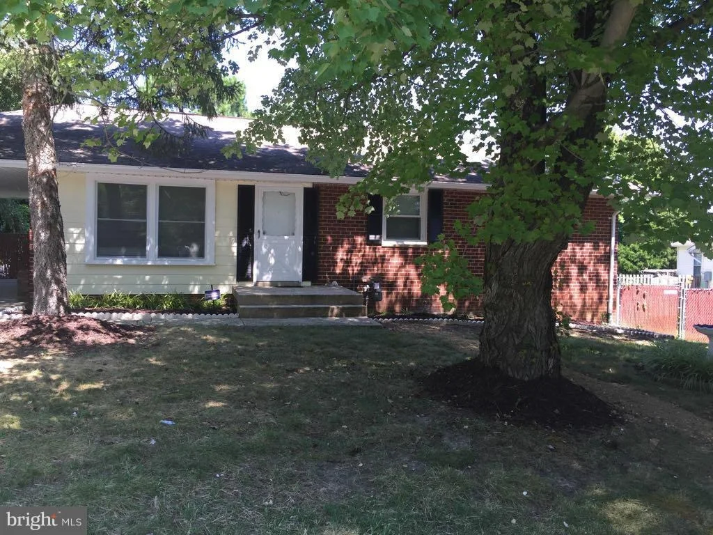 Photo of 7406 WALKER MILL ROAD