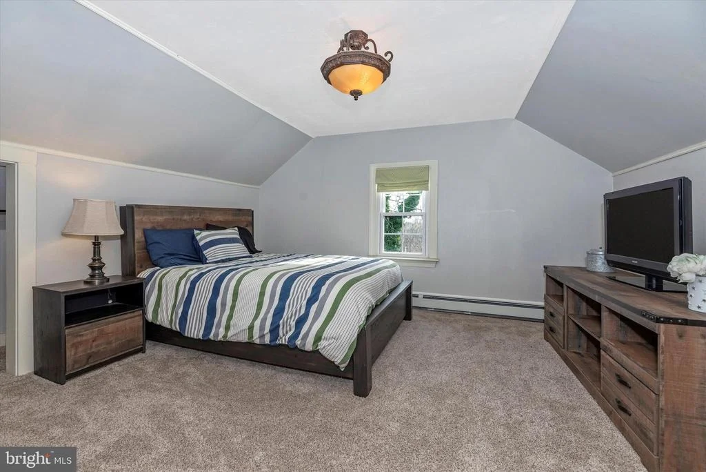 Photo of 9002 WALNUT STREET