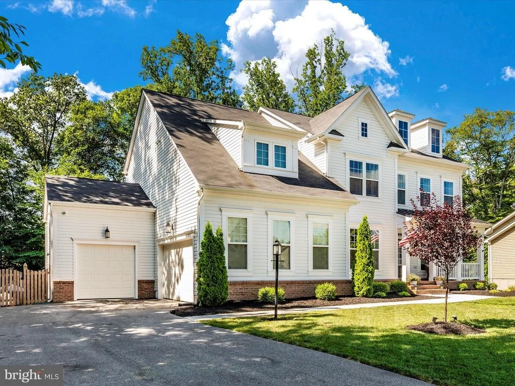 Photo of 6436 DRESDEN PLACE