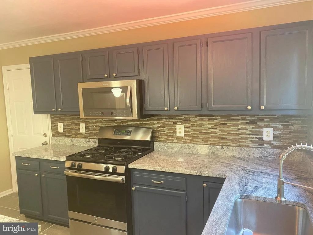 Photo of 5442 SIR DOUGLAS DRIVE