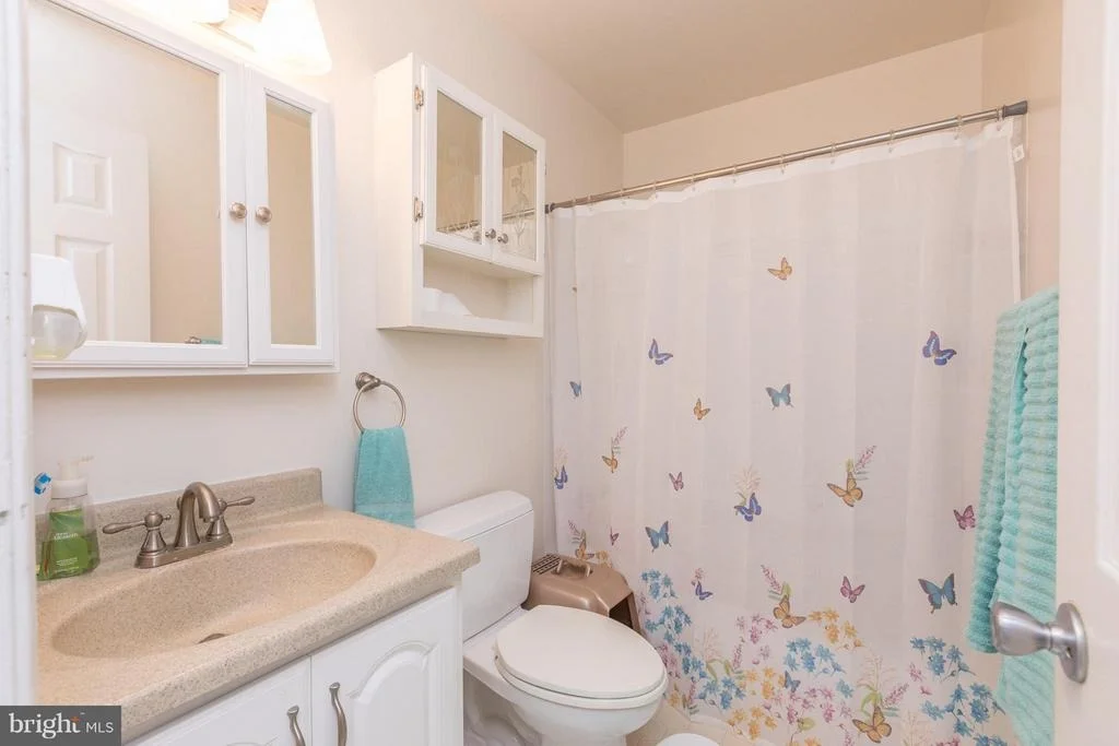 Photo of 230 NORTHVIEW DRIVE