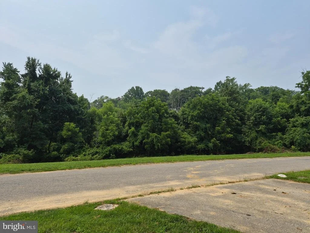 Photo of 205 ASPEN CIRCLE