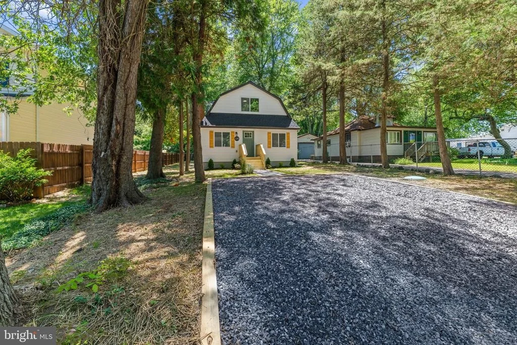 Photo of 113 LINDEN AVENUE