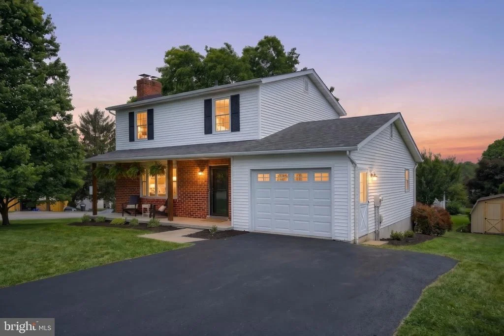 Photo of 27 COLONIAL DRIVE