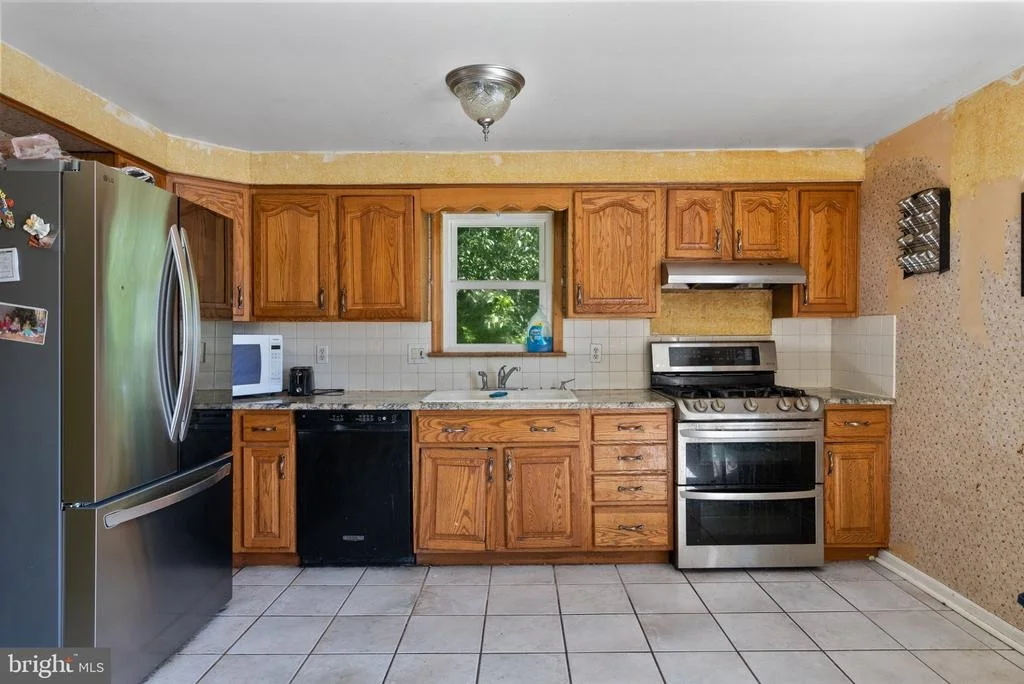 Photo of 112 WILLIAMSBURG WAY