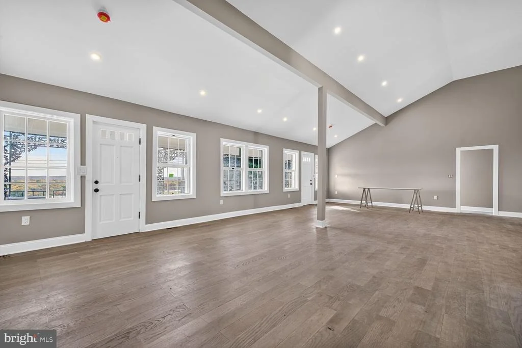Photo of 401 LINDEN AVENUE