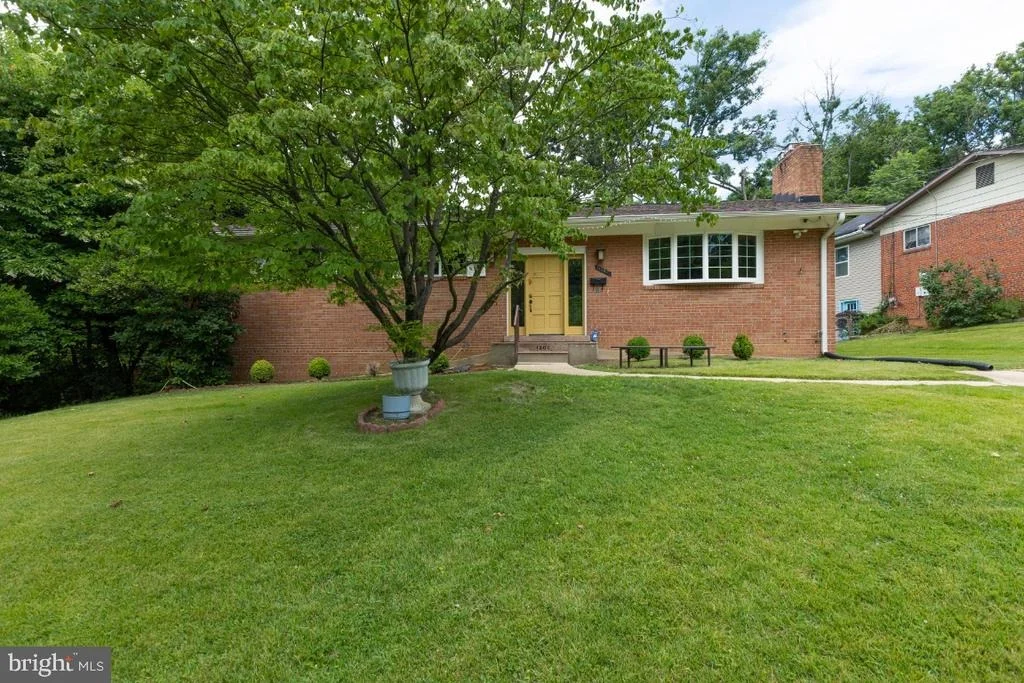 Photo of 1304 XAVERIA DRIVE