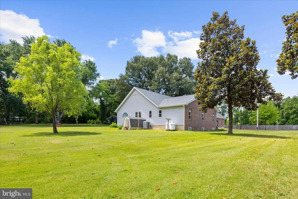 Photo of 8517 NEW CUT ROAD