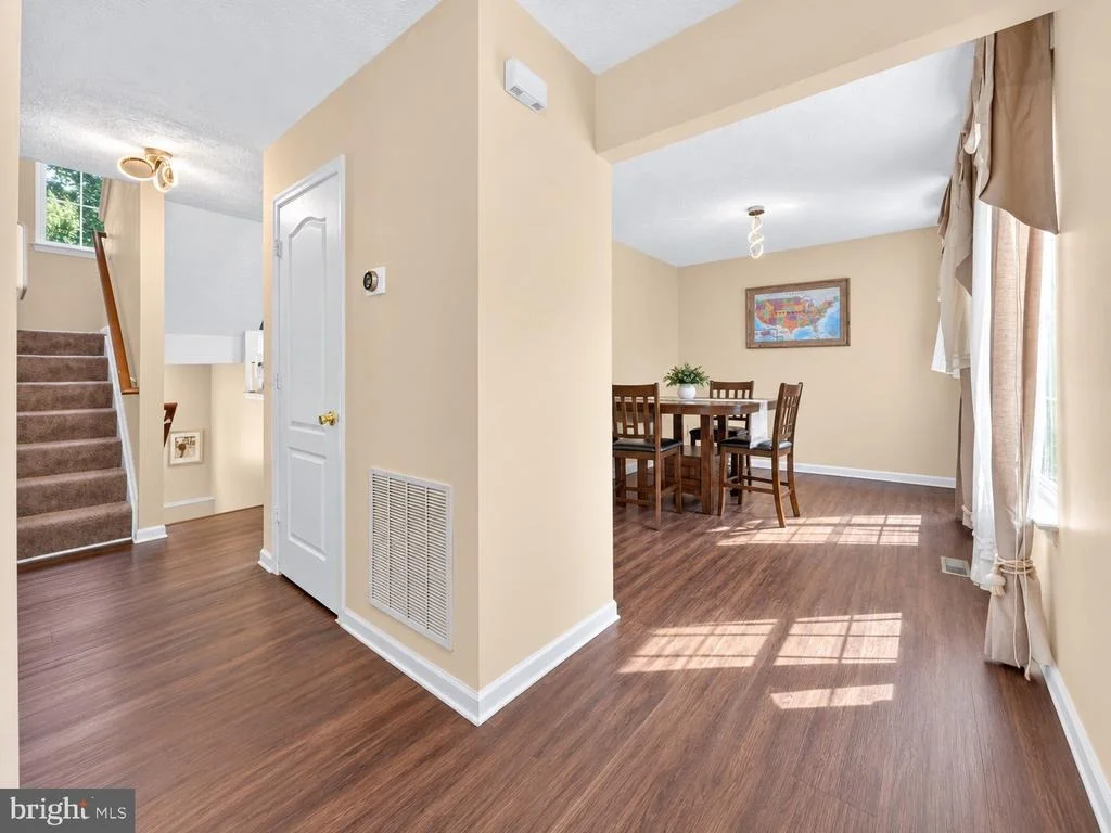 Photo of 5435 SIR DOUGLAS DRIVE