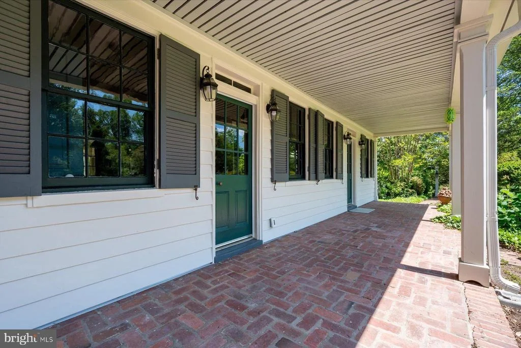 Photo of 5503 BROOKS WOODS ROAD