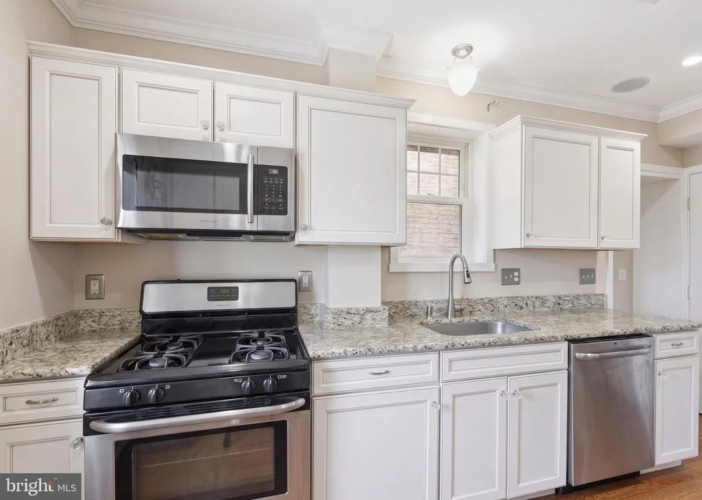 Photo of 601 GRAY AVENUE