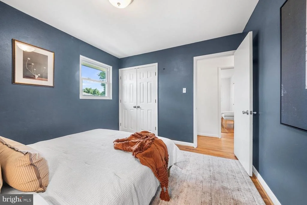Photo of 2305 PEGGY LANE