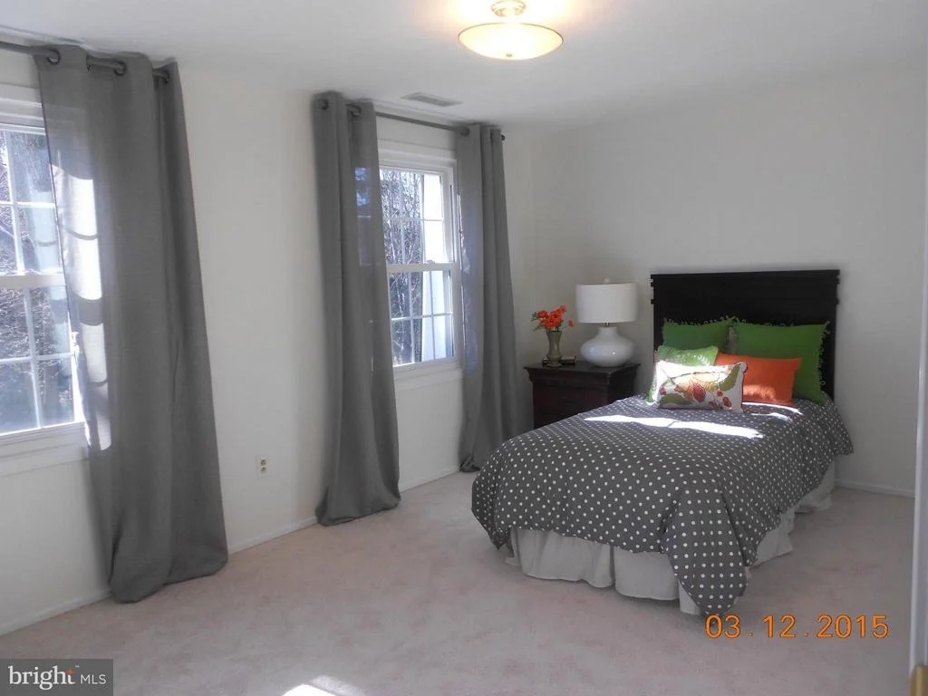 Photo of 6916 DEERPASTURE