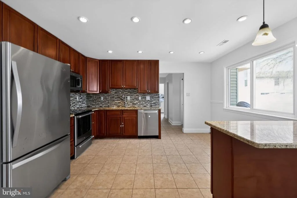 Photo of 302 WINDSOR LANE