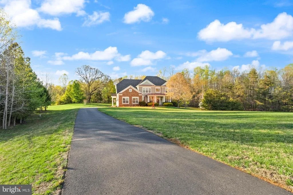 Photo of 60 SNAPDRAGON DRIVE