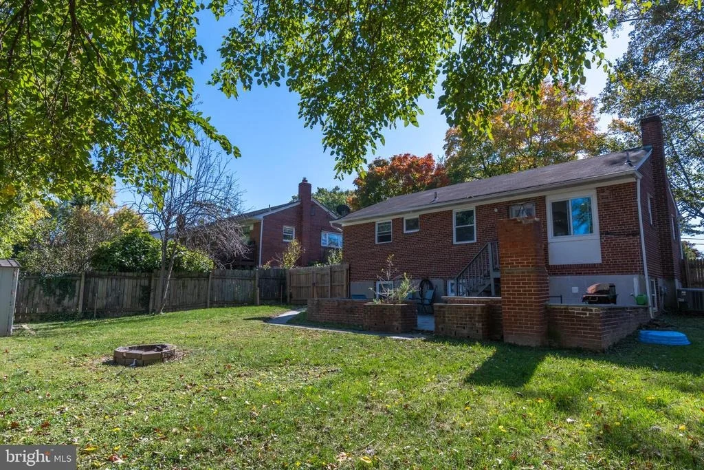 Photo of 3821 GREENLY STREET
