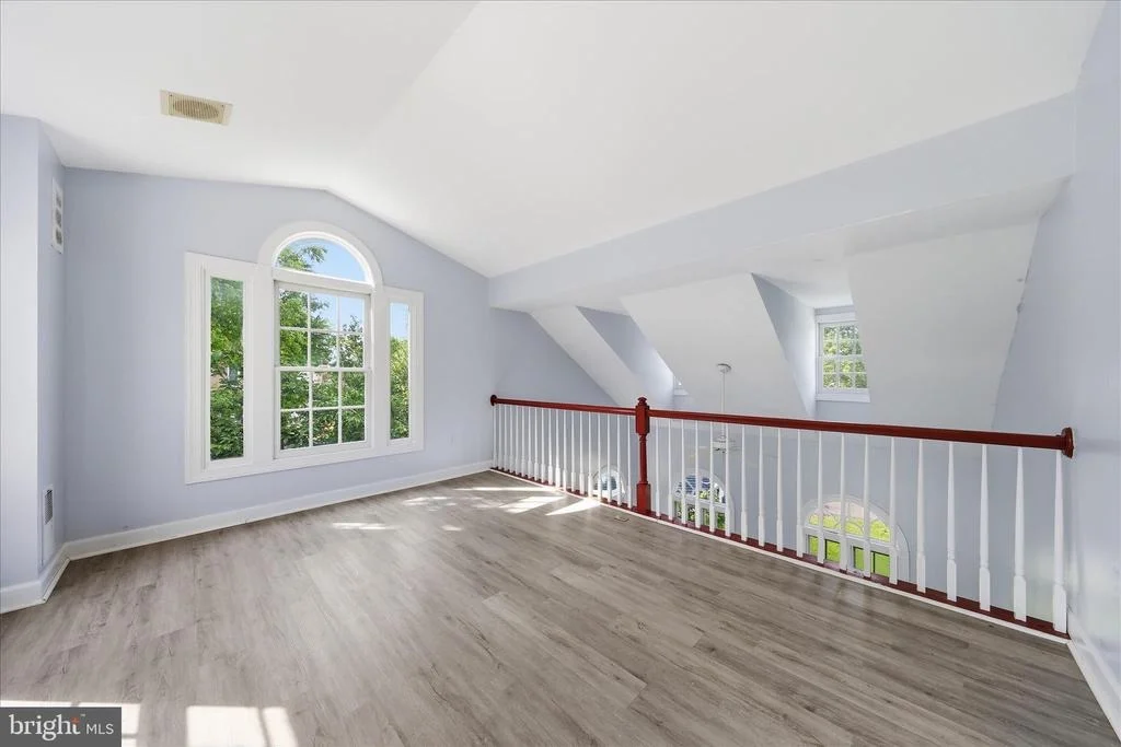 Photo of 6135 FIELDCREST COURT