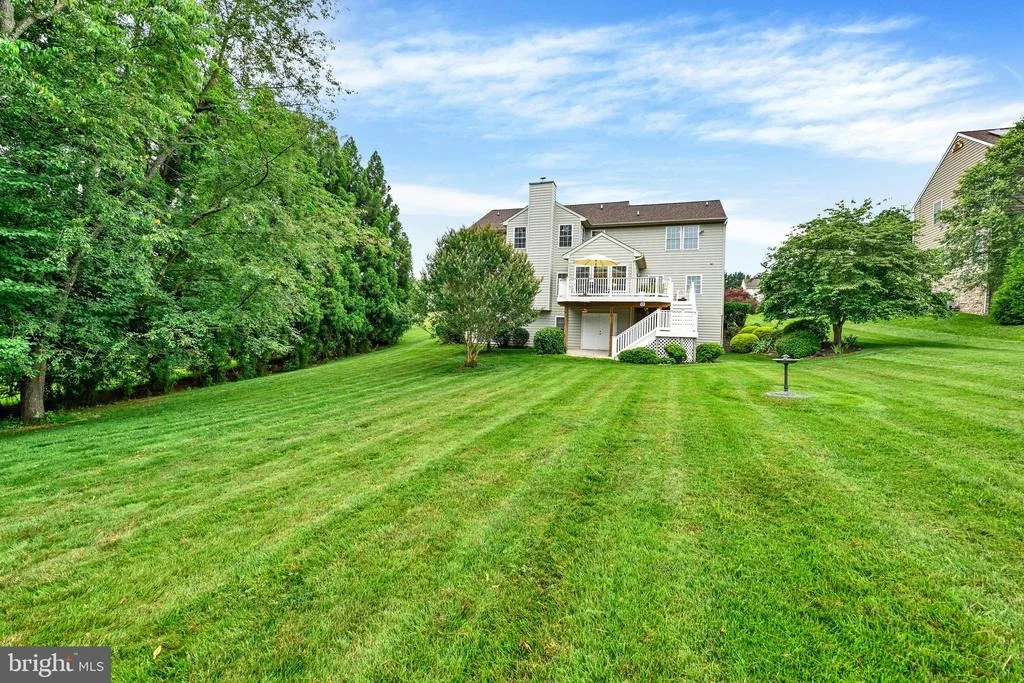 Photo of 2003 FALLSTON VALLEY DRIVE