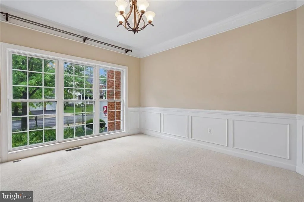 Photo of 42855 CHATELAIN CIRCLE