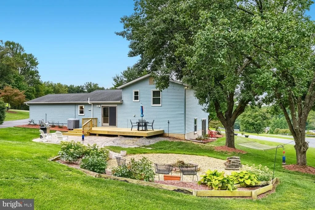 Photo of 5350 POMMEL DRIVE