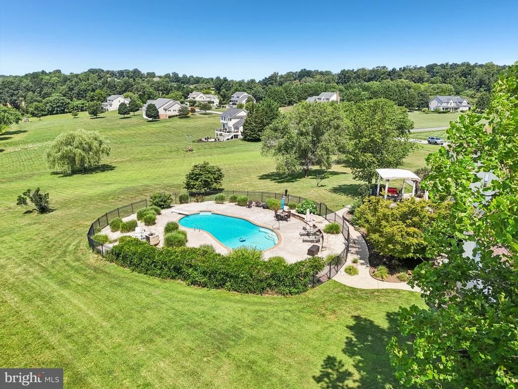 Photo of 3993 WINDERMERE WAY
