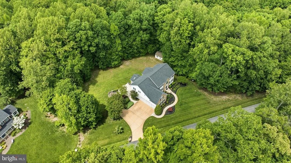 Photo of 3820 LEAFCREST COURT