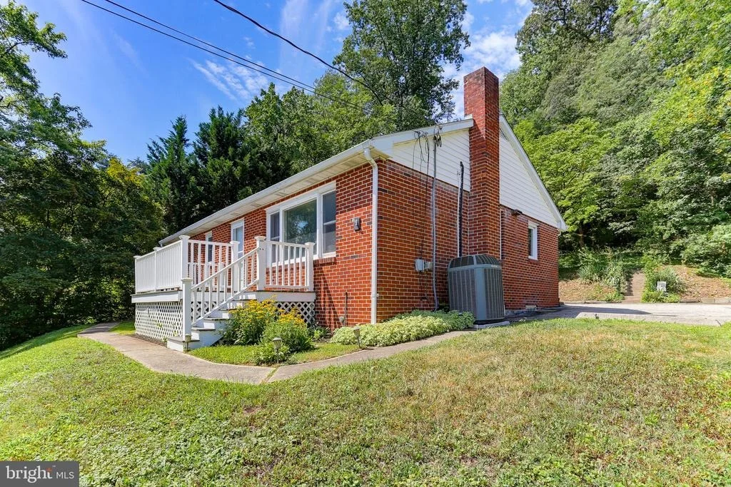 Photo of 6050 HANOVER ROAD