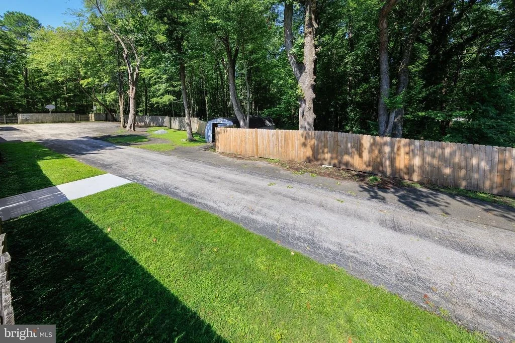 Photo of 7301 WOODYARD ROAD