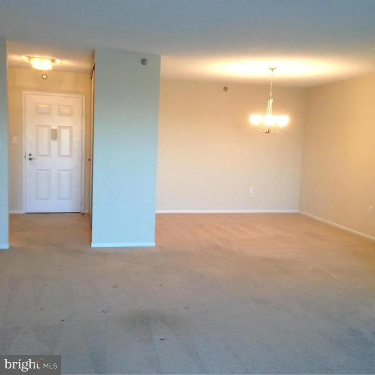 Photo of Unit 3601 at 15115 INTERLACHEN DRIVE