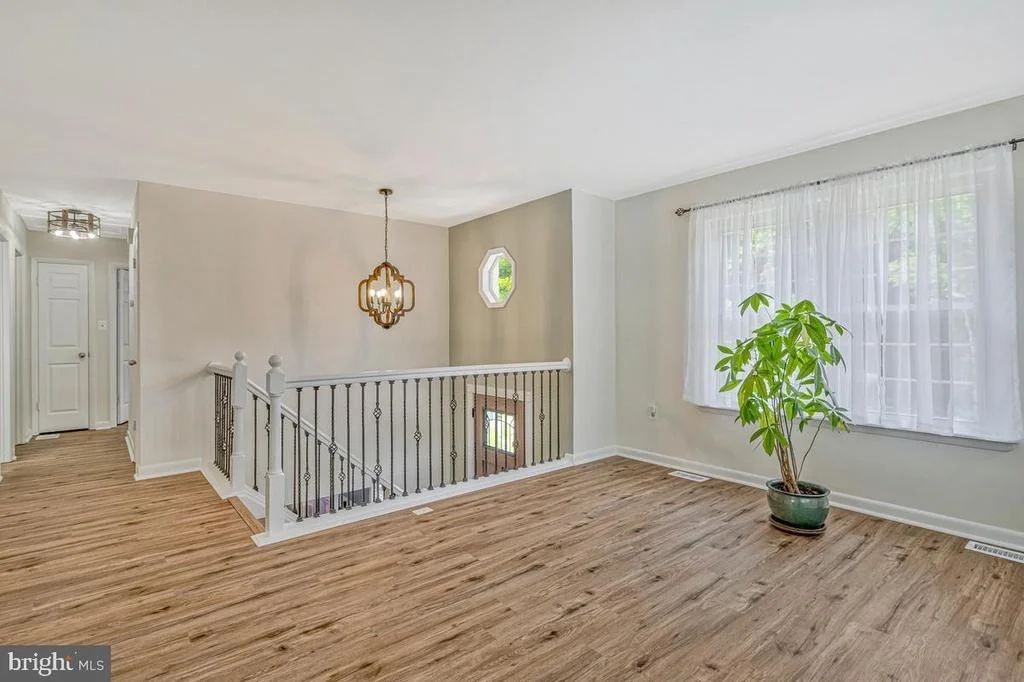 Photo of 9017 MEGAN CIRCLE