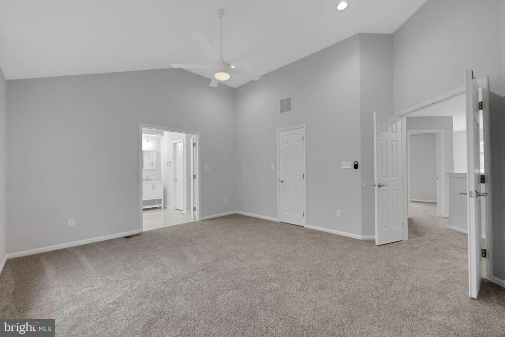 Photo of 319 W FOX TRAIL