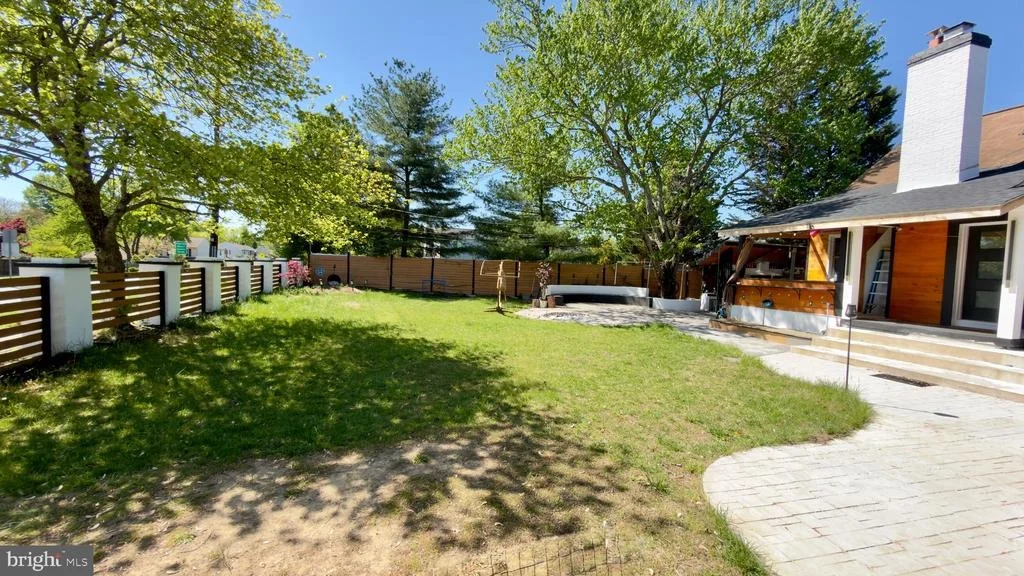 Photo of 16720 LONGDRAFT ROAD