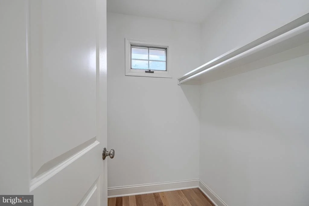 Photo of 11305 MAPLEVIEW DRIVE