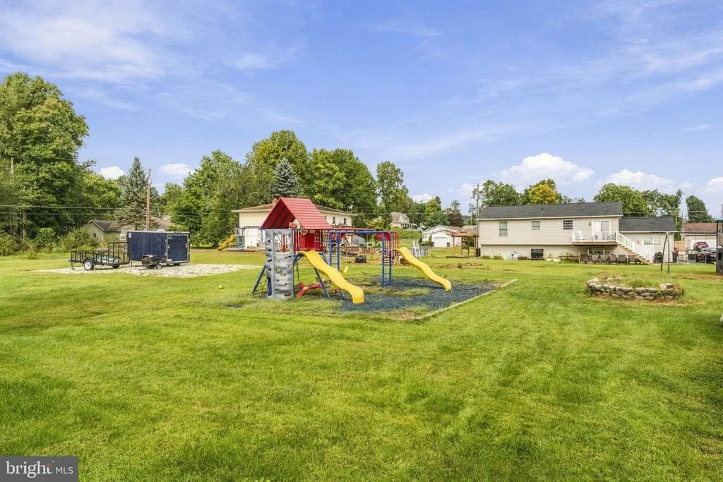 Photo of 3 FIELD TRAIL