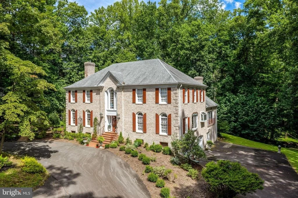 Photo of 9185 OLD DOMINION DRIVE