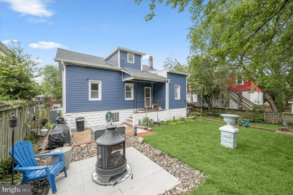 Photo of 4200 DILLER AVENUE