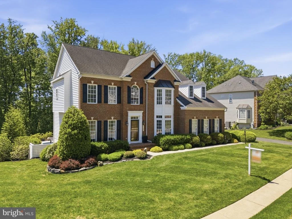Photo of 1124 OAK TREE DRIVE