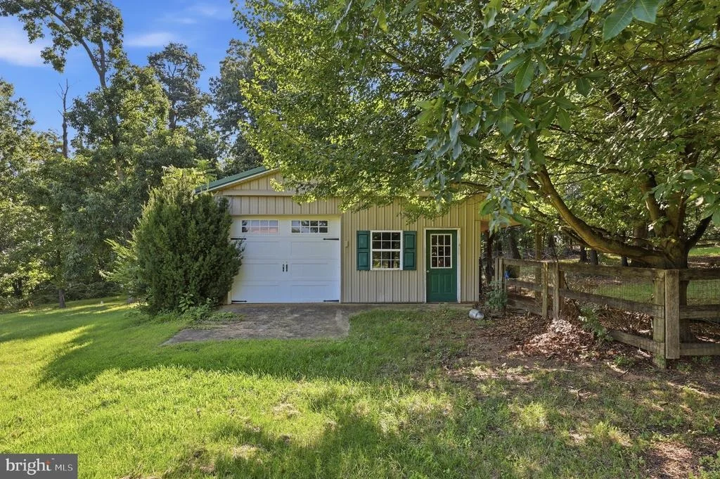 Photo of 12245 WARNER ROAD