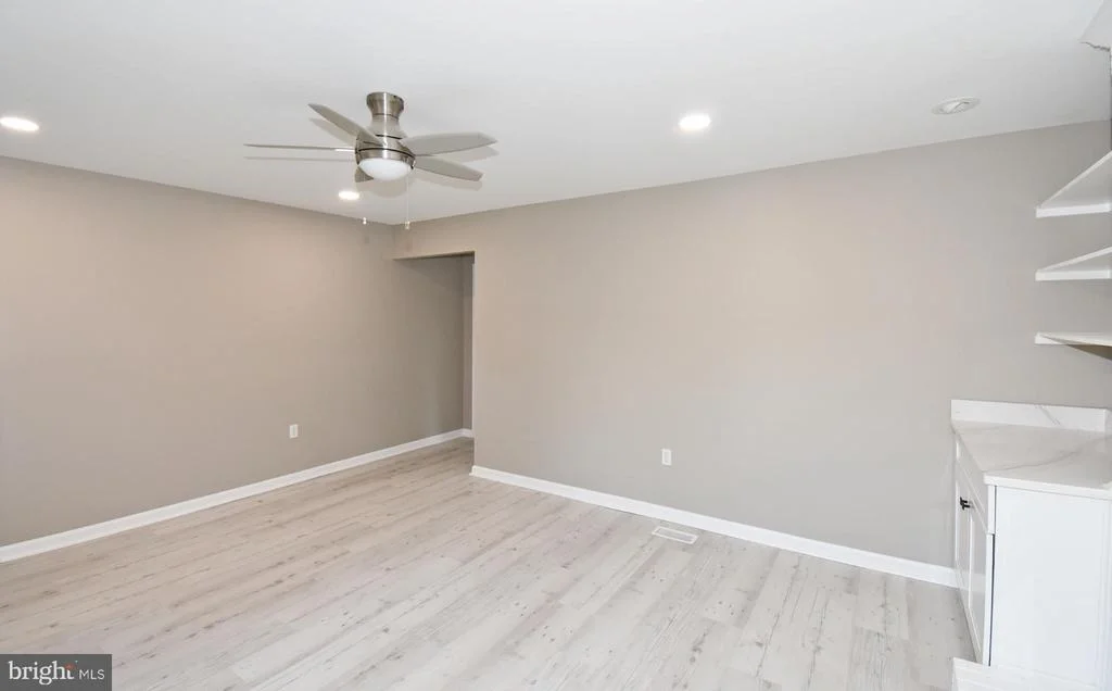 Photo of 516 OVERBROOK DRIVE