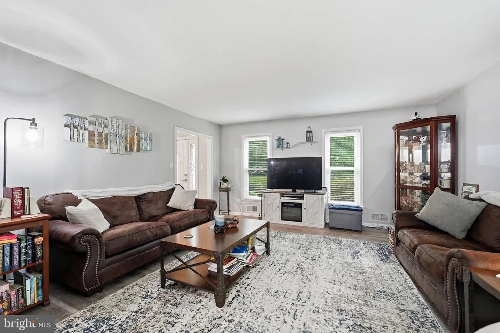 Photo of 8114 HILLCREST DRIVE