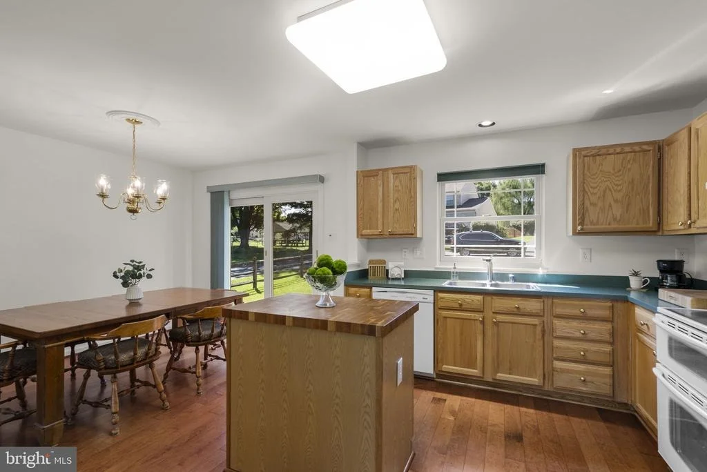 Photo of 9543 RIDGEVIEW DRIVE
