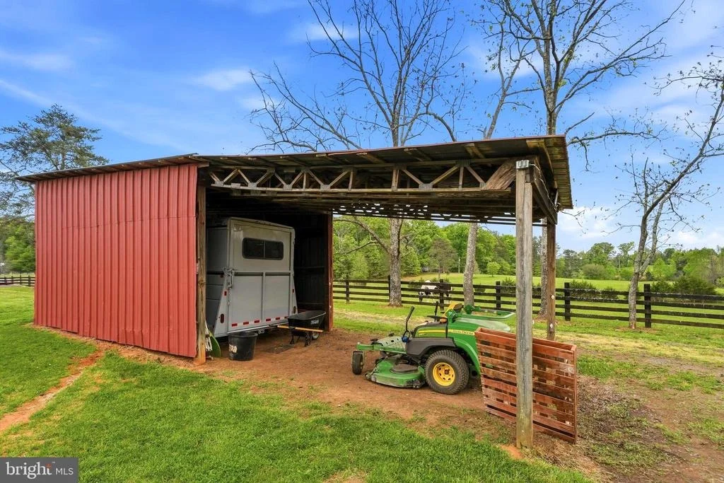 Photo of 481 JAMES CITY ROAD