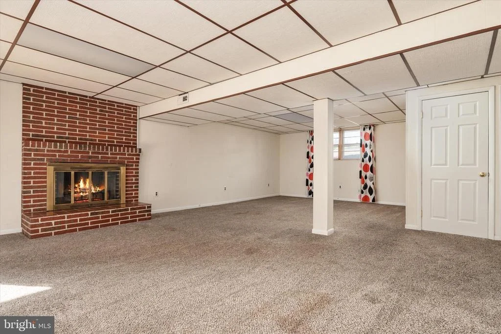 Photo of 716 FLINTLOCK DRIVE